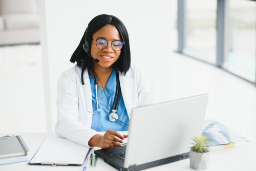 doctor in a video call with her medical virtual assistant